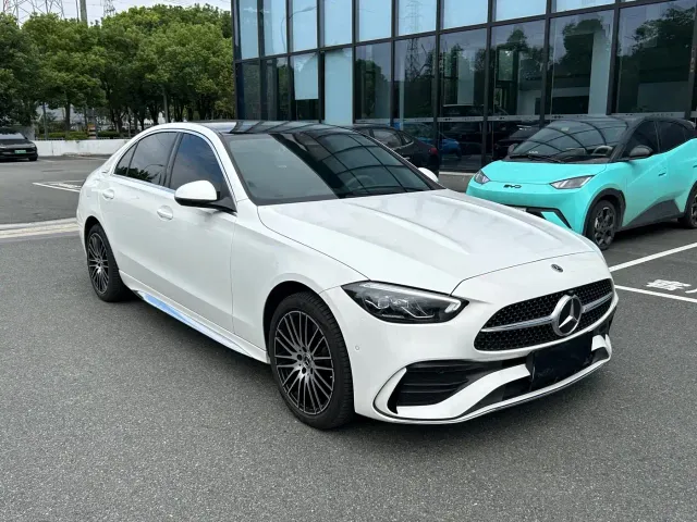 Mercedes-Benz C-Class — Фото автомобиля 2