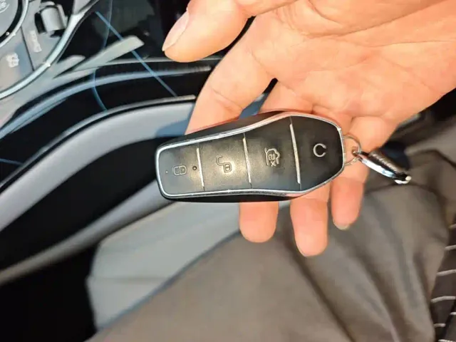 BYD Seal — Фото автомобиля 8