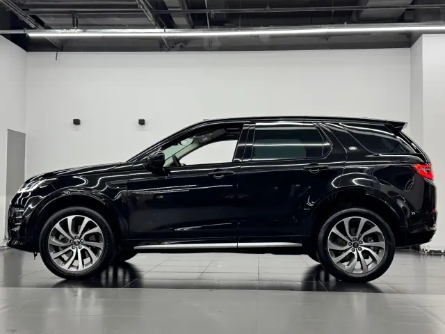 Land Rover Discovery Sport — Фото автомобиля 12