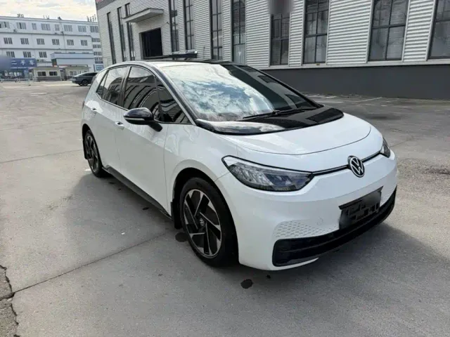 Volkswagen ID.3 — Фото автомобиля 8