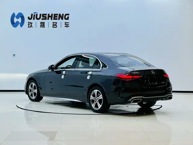 Mercedes-Benz C-Class — Фото автомобиля 2