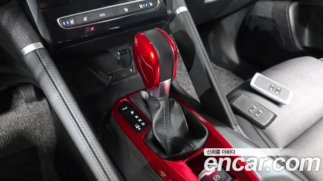 Renault-KoreaSamsung QM6 Новый QM6 2.0 GDe LE Signature 2WD — Фото автомобиля 9