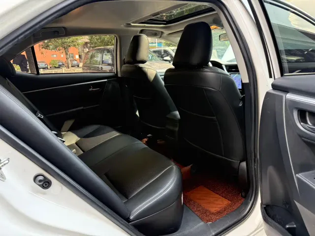 Toyota Corolla Twin Engine E+ — Фото автомобиля 16