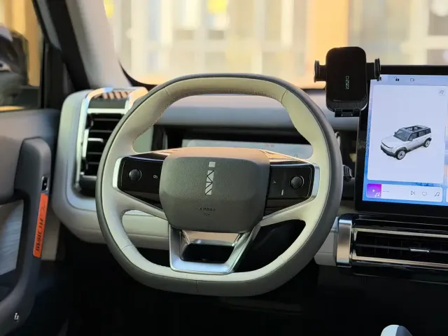 iCAR 03 — Фото автомобиля 14