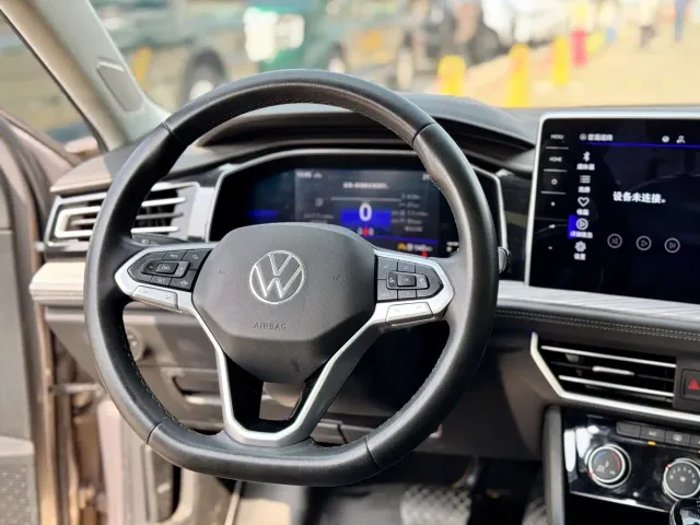Volkswagen Sagitar — Фото автомобиля 9