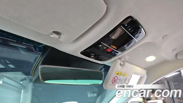 Hyundai Grandeur Grandeur (GN7) 3.5 Бензин 4WD — Фото автомобиля 18