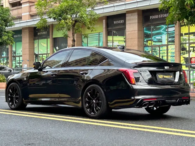 Cadillac CT5 — Фото автомобиля 4