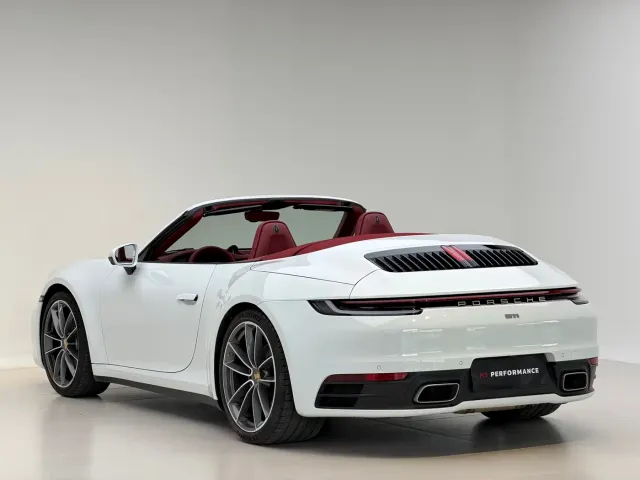 Porsche 911 — Фото автомобиля 8