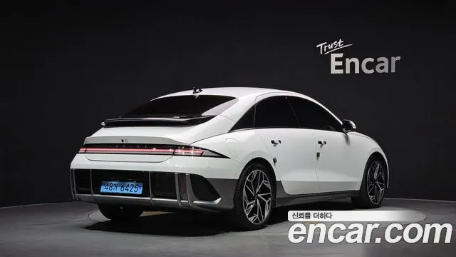 Hyundai Ioniq 6 — Фото автомобиля 2