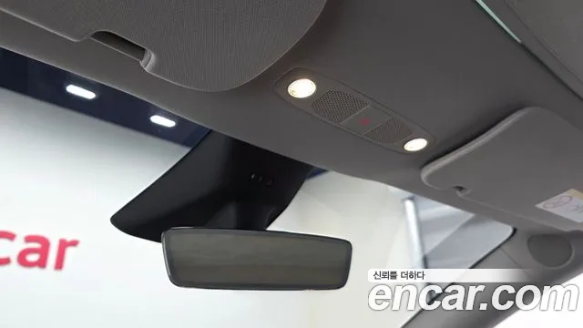 Tesla Model Y — Фото автомобиля 28