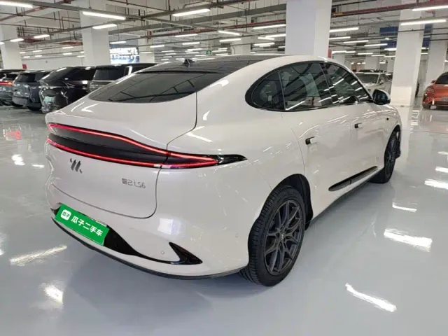 IM Motors LS6 — Фото автомобиля 6