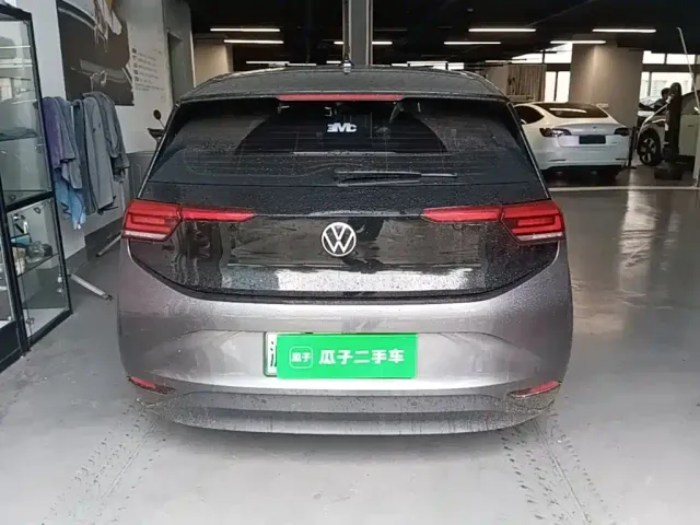 Volkswagen ID.3 — Фото автомобиля 5