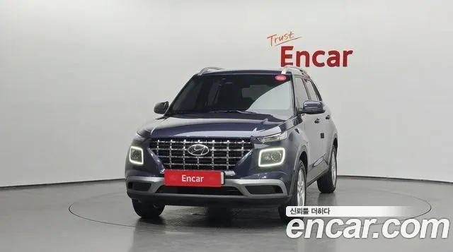 Hyundai Venue — Фото автомобиля 3