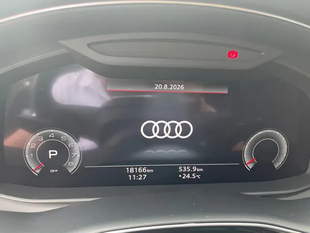 Audi Q7 — Фото автомобиля 7