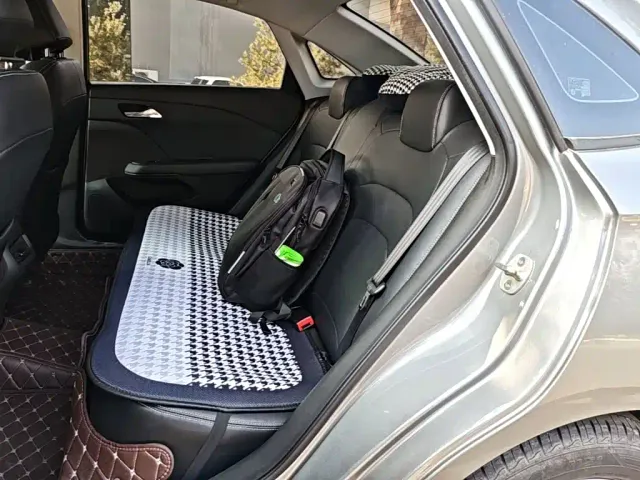 Chevrolet Monza 2023 1.5L DCT Enjoyment Edition — Фото автомобиля 12