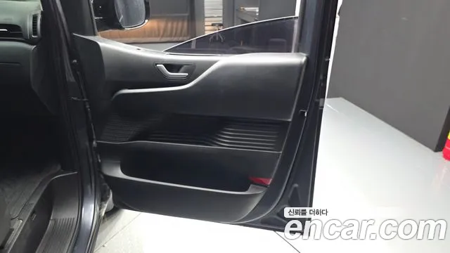 Hyundai Staria Staria — Фото автомобиля 25