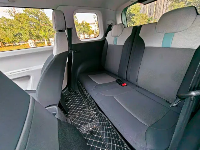 Changan Lumin — Фото автомобиля 10
