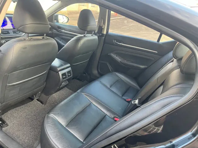 Nissan Teana — Фото автомобиля 9