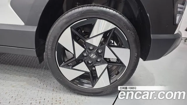 Hyundai Kona SX2 — Фото автомобиля 6