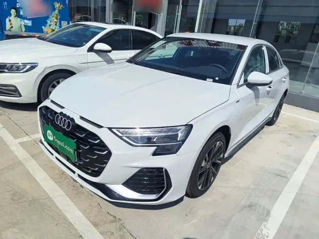 Фотография автомобиля — Audi A3