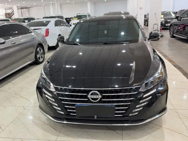 Nissan Teana — Фото автомобиля 13