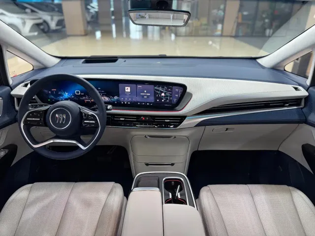 Buick Century 2023 2.0T 7-Seater World Edition — Фото автомобиля 14
