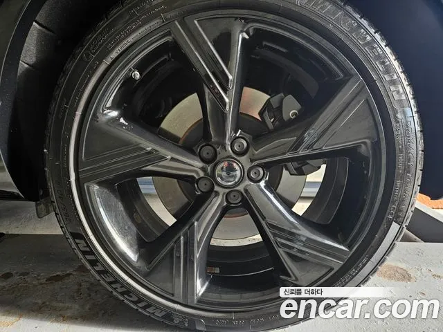 Genesis GV80 — Фото автомобиля 19