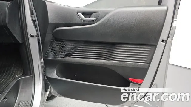 Hyundai Staria — Фото автомобиля 13