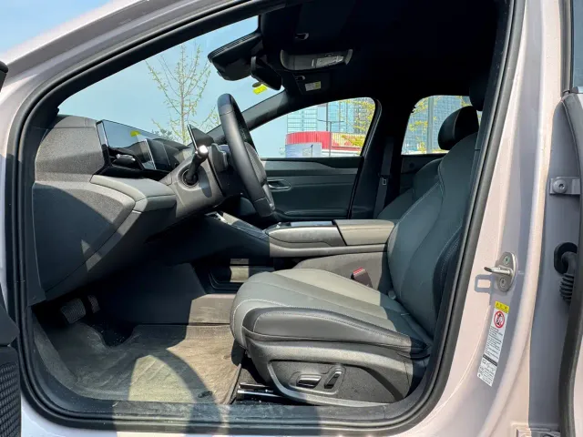 BYD Qin L — Фото автомобиля 4