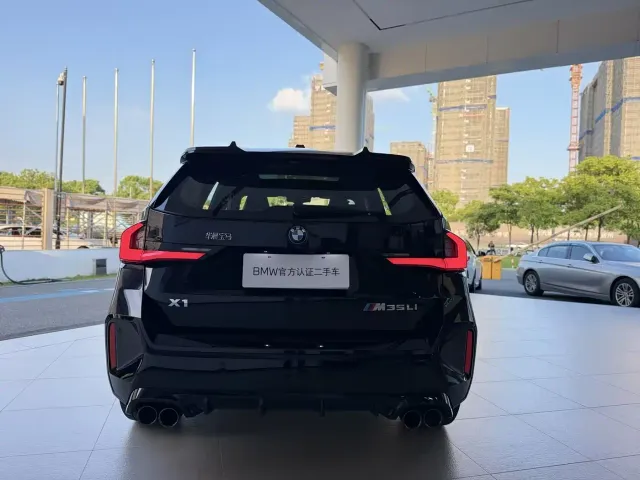 BMW X1 — Фото автомобиля 6
