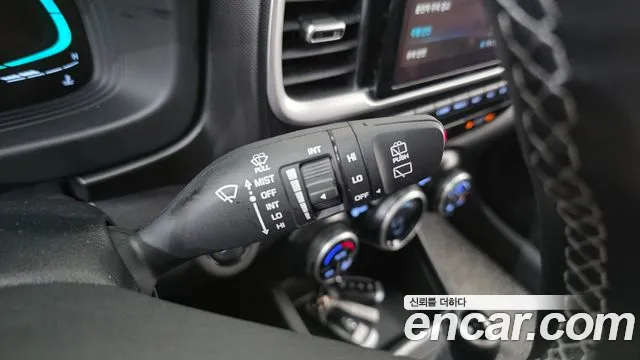 Hyundai Venue Venue 1.6 Premium — Фото автомобиля 19