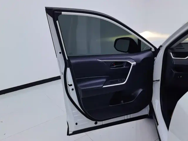 Toyota Wildlander — Фото автомобиля 7