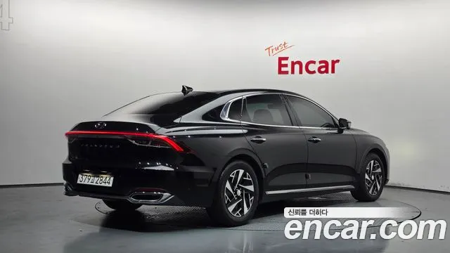 Hyundai Grandeur — Фото автомобиля 2
