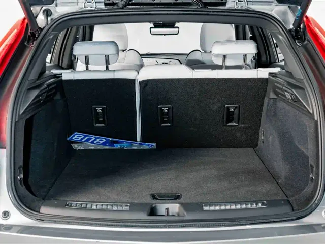 Cadillac XT4 — Фото автомобиля 22