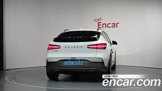 Genesis GV60 — Фото автомобиля 4