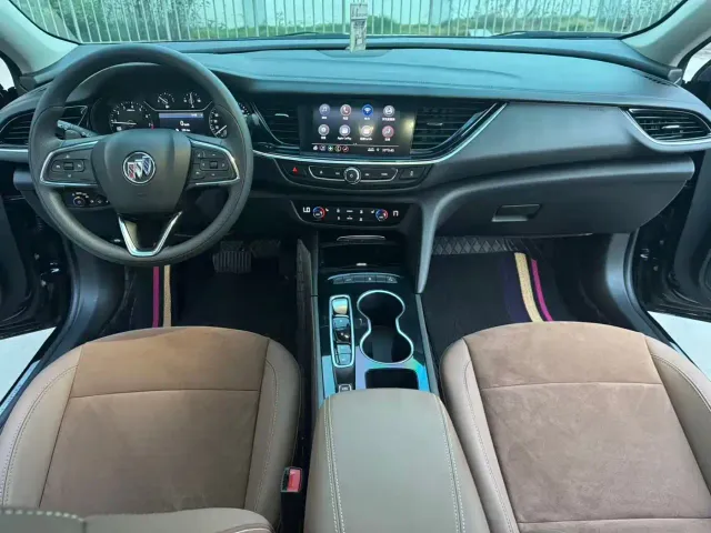 Buick Regal — Фото автомобиля 9