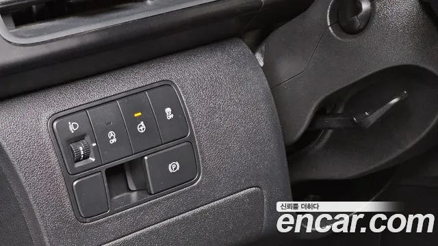 Hyundai Staria Staria Карго 5 мест — Фото автомобиля 12