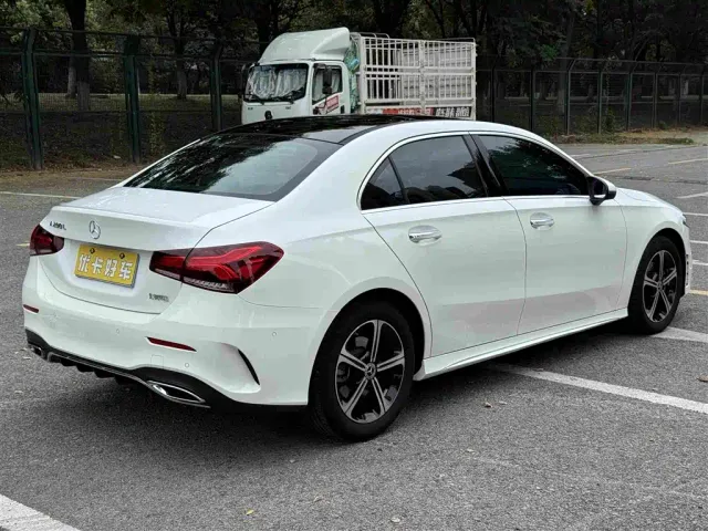 Mercedes-Benz A-Class — Фото автомобиля 5