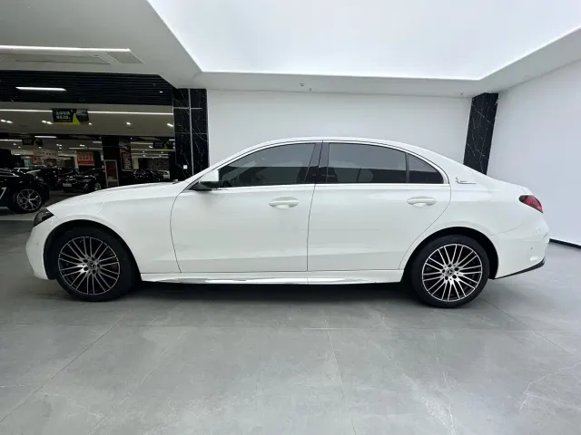 Mercedes-Benz C-Class — Фото автомобиля 10