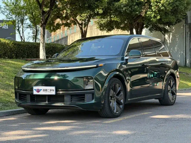 Фотография автомобиля — Li Auto L9