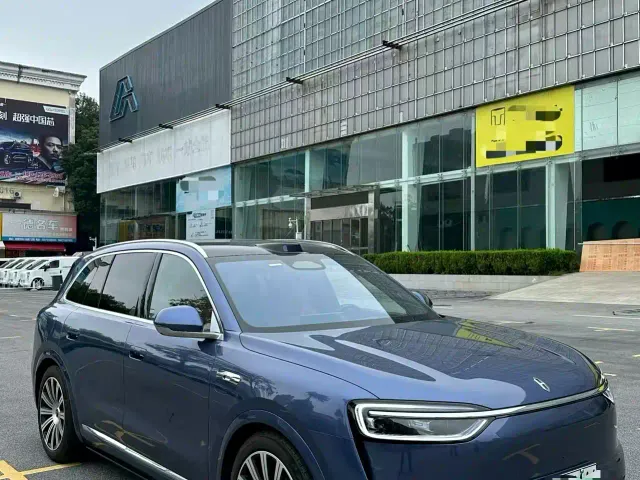 AITO Wenjie AITO M7 2026 Extended Range Ultra AWD 5-Seater — Фото автомобиля 4