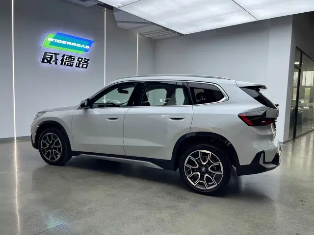 BMW X1 — Фото автомобиля 5