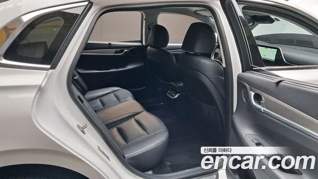 Hyundai Grandeur Новый Grandeur IG — Фото автомобиля 20