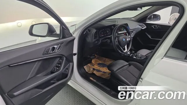 BMW 1-Series — Фото автомобиля 11