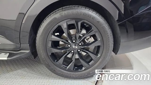 Kia Carnival — Фото автомобиля 6