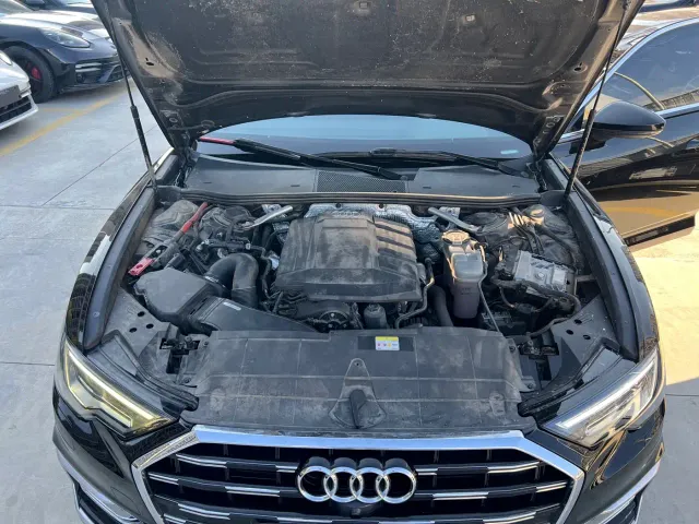 Audi A6L — Фото автомобиля 18