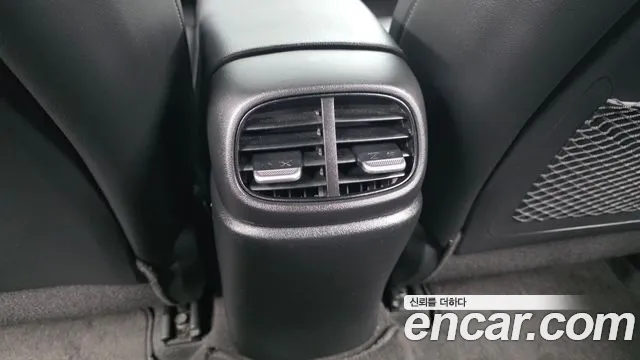 Hyundai AVANTE Avante (CN7) — Фото автомобиля 19