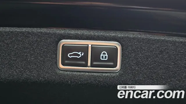 Hyundai Grandeur GN7 — Фото автомобиля 21