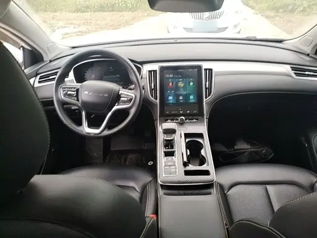 Roewe i6 MAX EV — Фото автомобиля 9