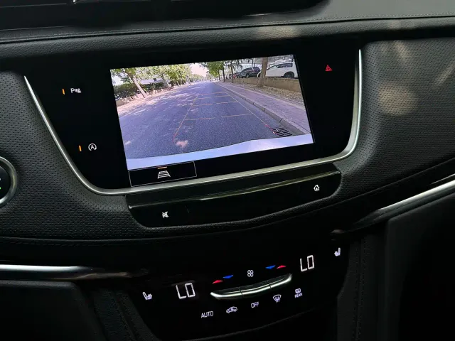 Cadillac XT5 — Фото автомобиля 15